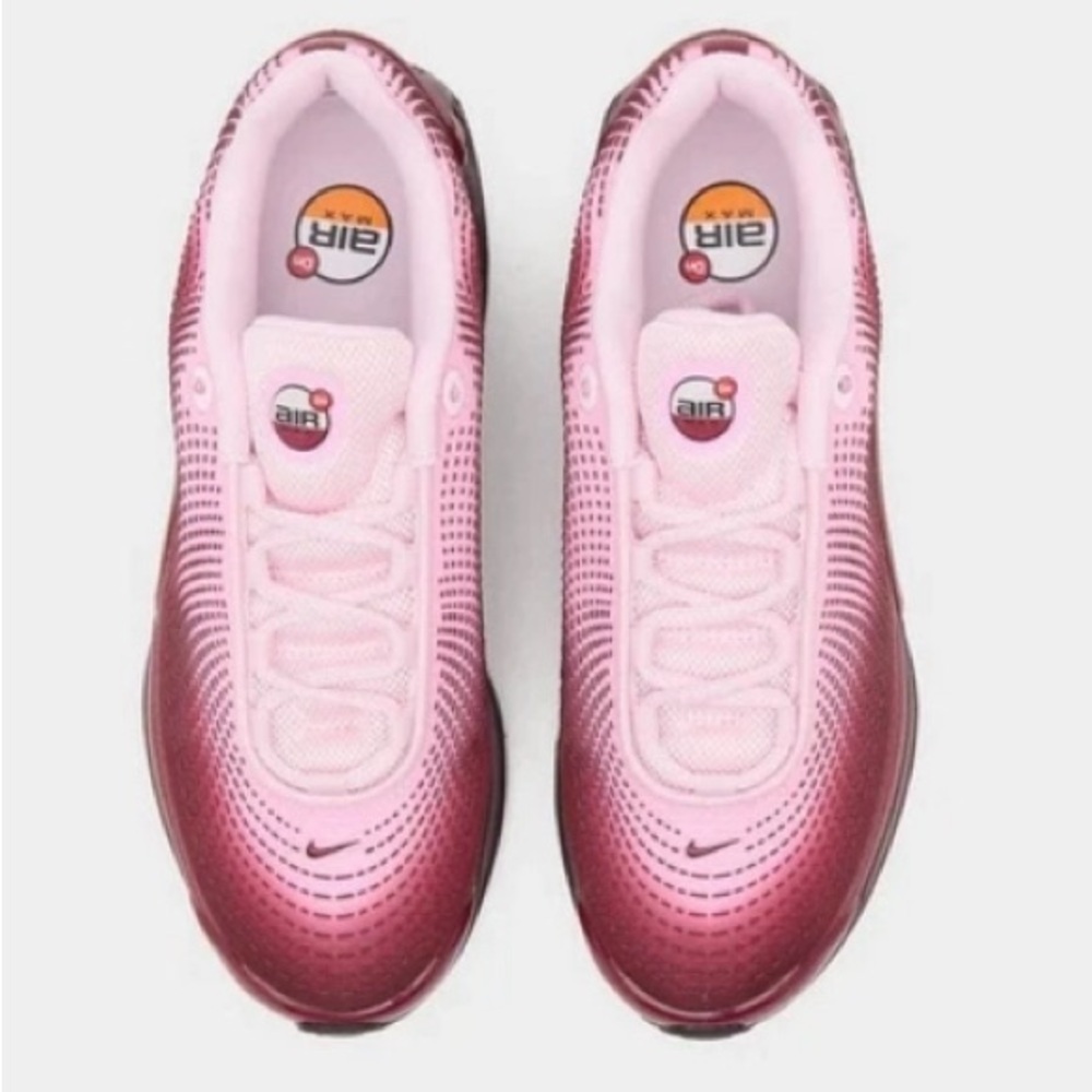 Nike
Nike Air Max DN Women's Shoes